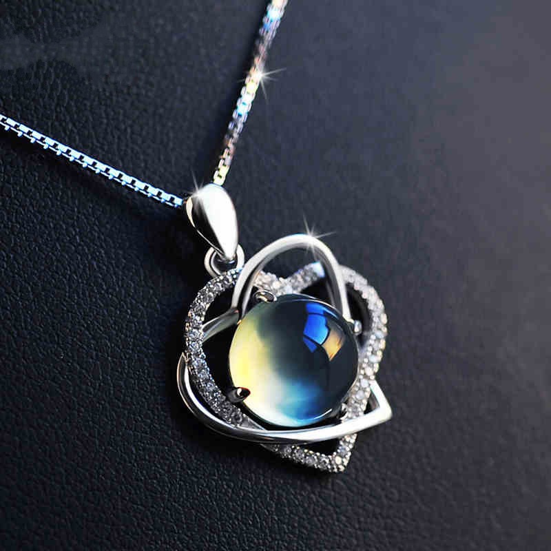 Women'S Accessories Manufacturers - Naszyjnik w kształcie serca z kryształem